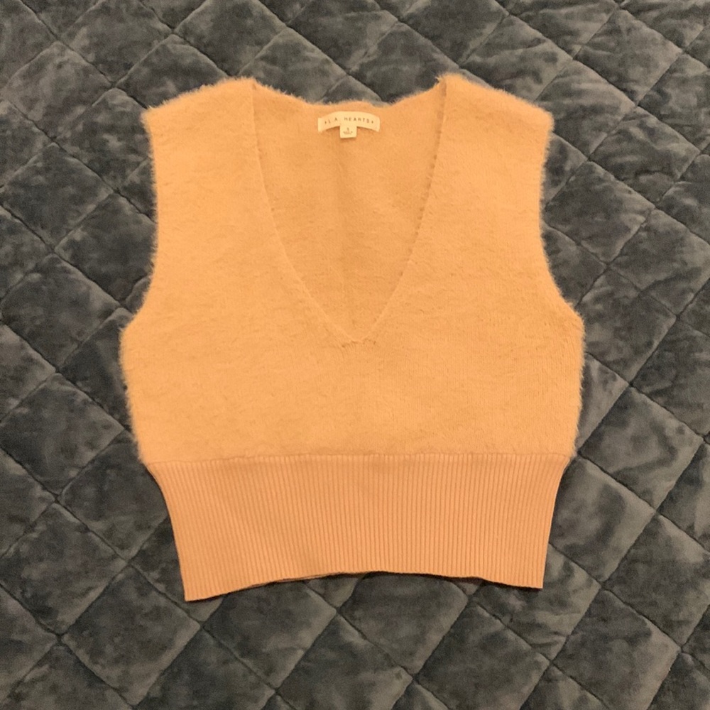 Fuzzy knit mini vest